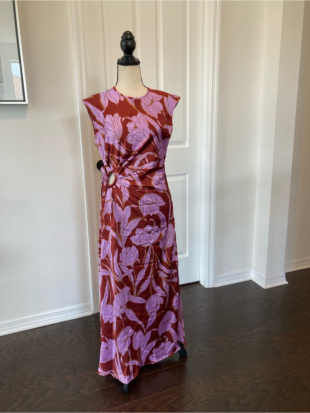 House of Harlow 1960 Satin Floral Ring Cutout Maxi Dress Rust Lilac M